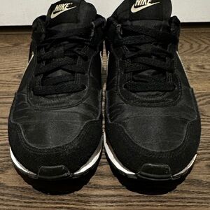 Nike Black Athletic Shoes